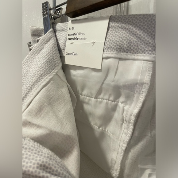 Calvin Klein white and grey dots pattern pants with belt - Picture 11 of 14